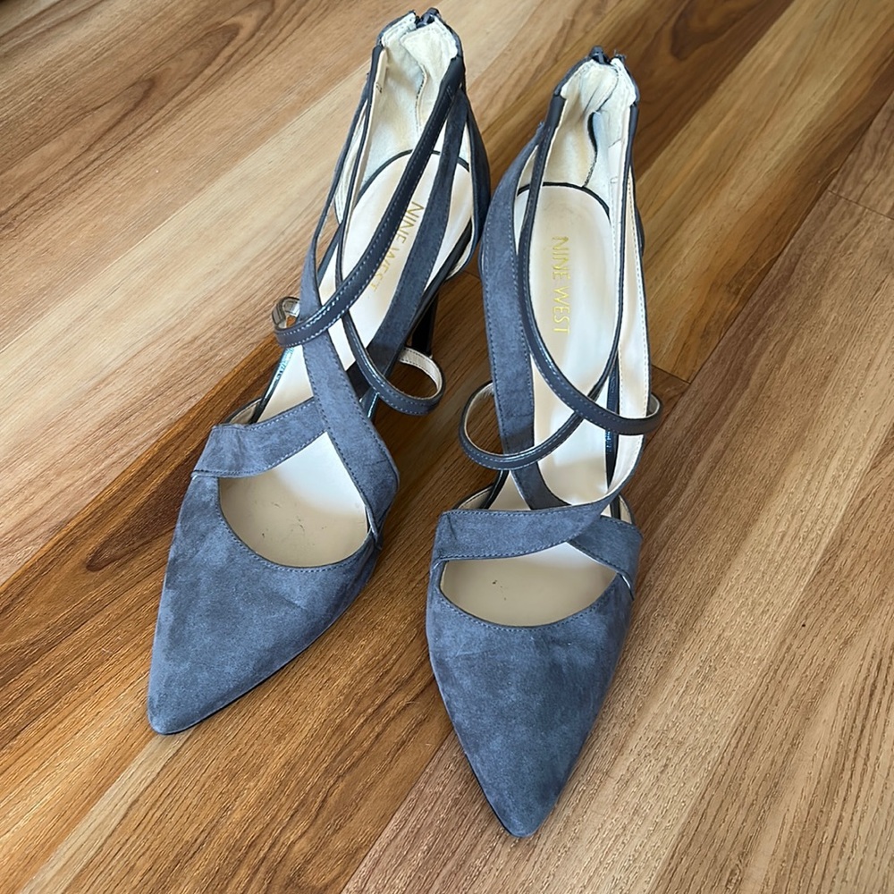 Nine West strappy heels - 10